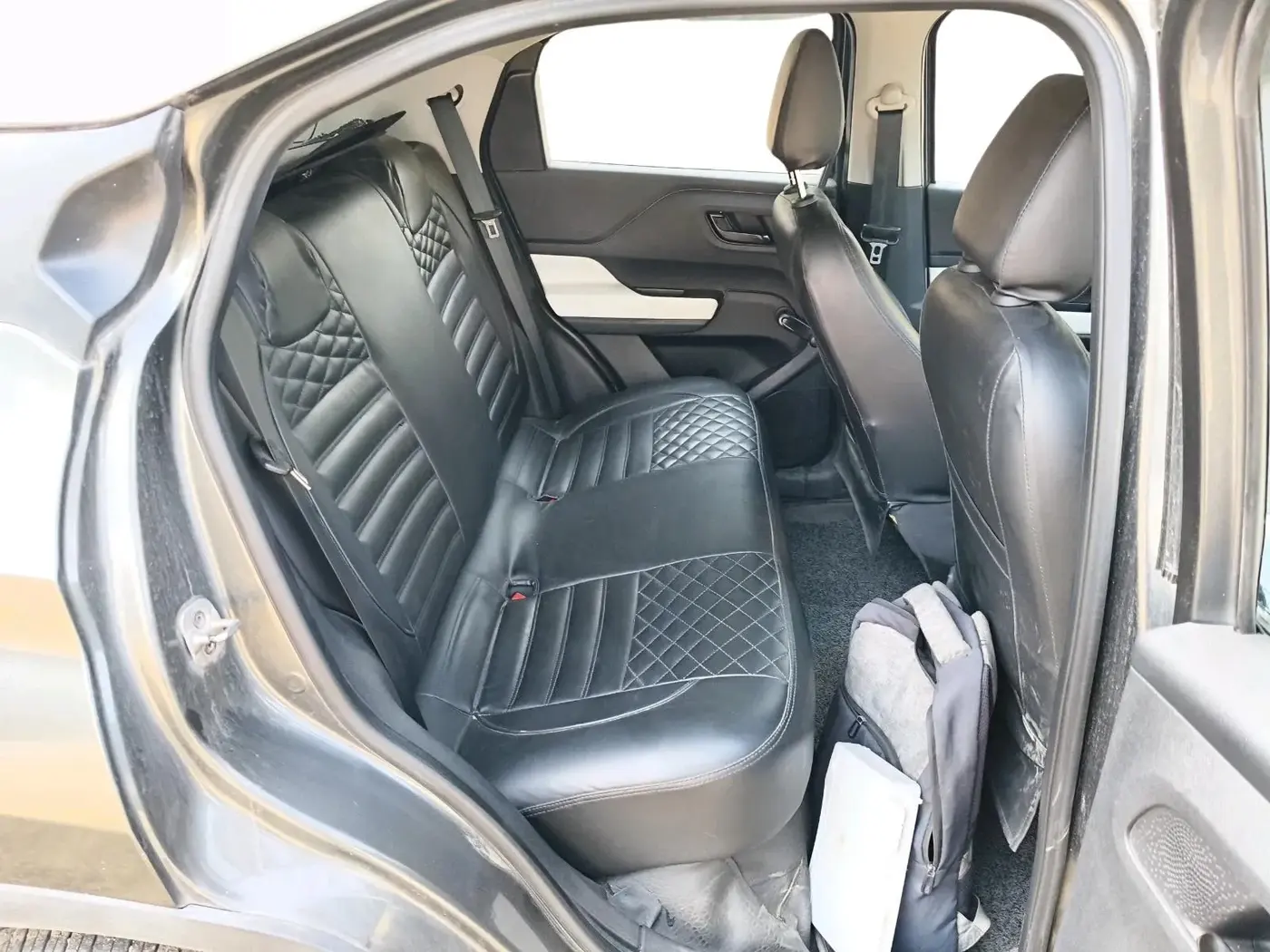 2022 Tata PUNCH PURE MT, Petrol, Manual, 20,700 km, interior