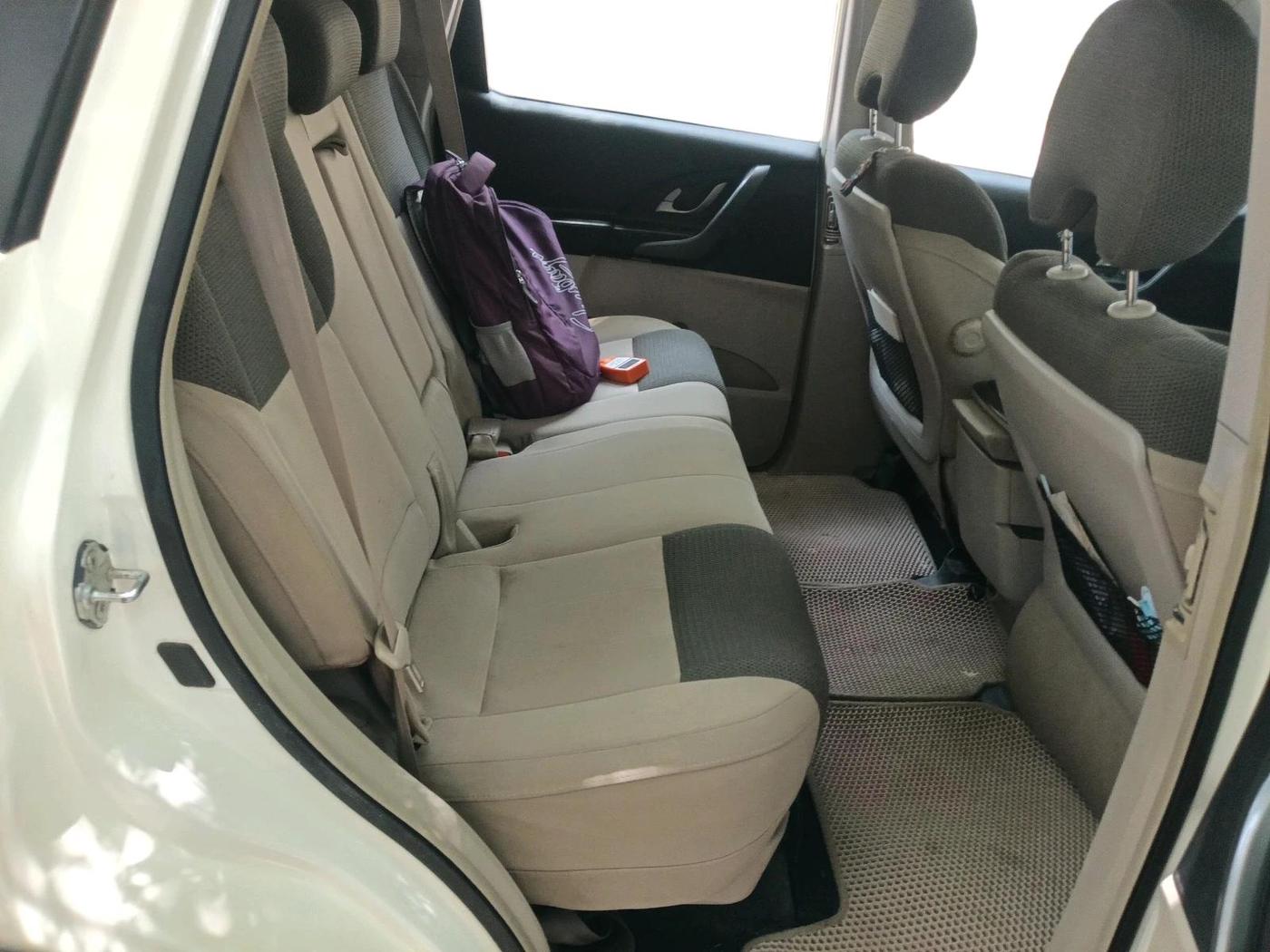 2017 Mahindra XUV500 W9 AT 1.99, Diesel, Automatic, 96,704 km, interior