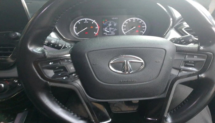 2022 Tata Harrier XTA PLUS 2.0L KRYOTEC DARK EDITION, Diesel, Automatic, 61,370 km, interior