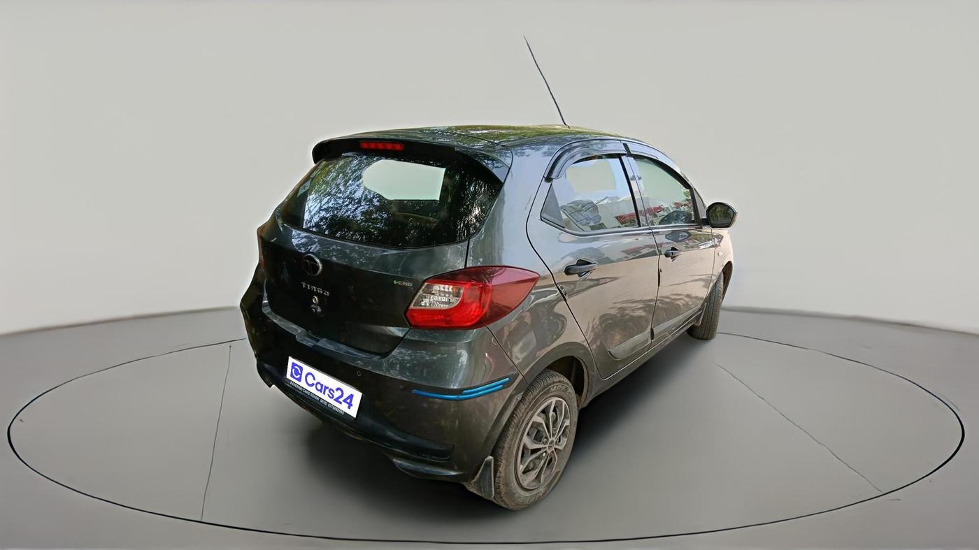 2024 Tata Tiago XE CNG, CNG, Manual, 46,871 km, exterior