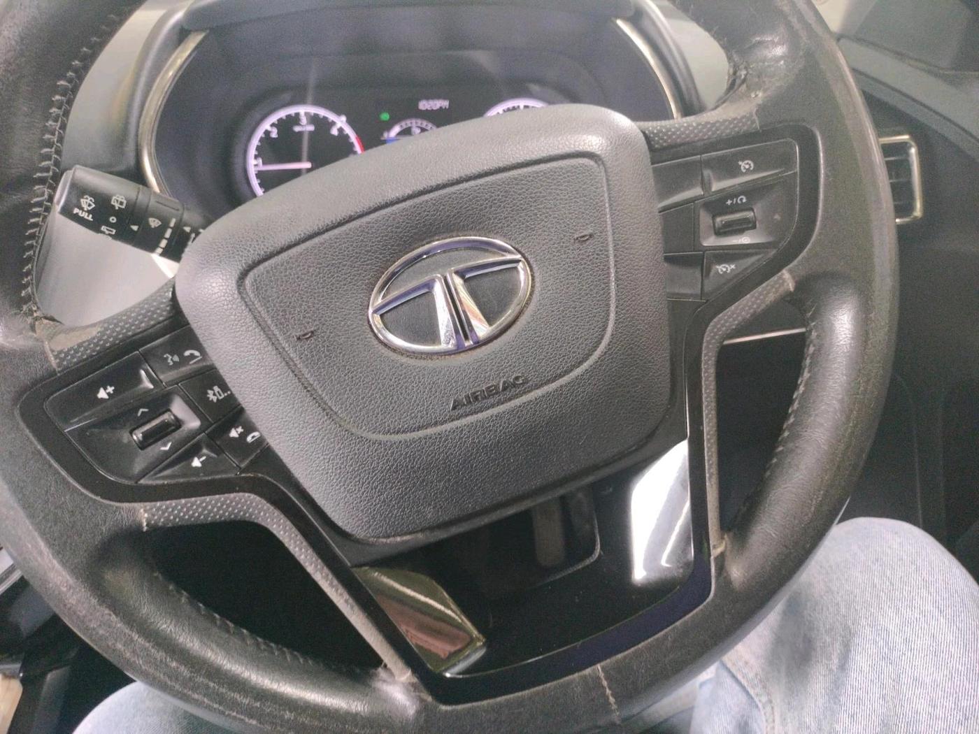 2022 Tata Safari XTA PLUS, Diesel, Automatic, 81,222 km, interior