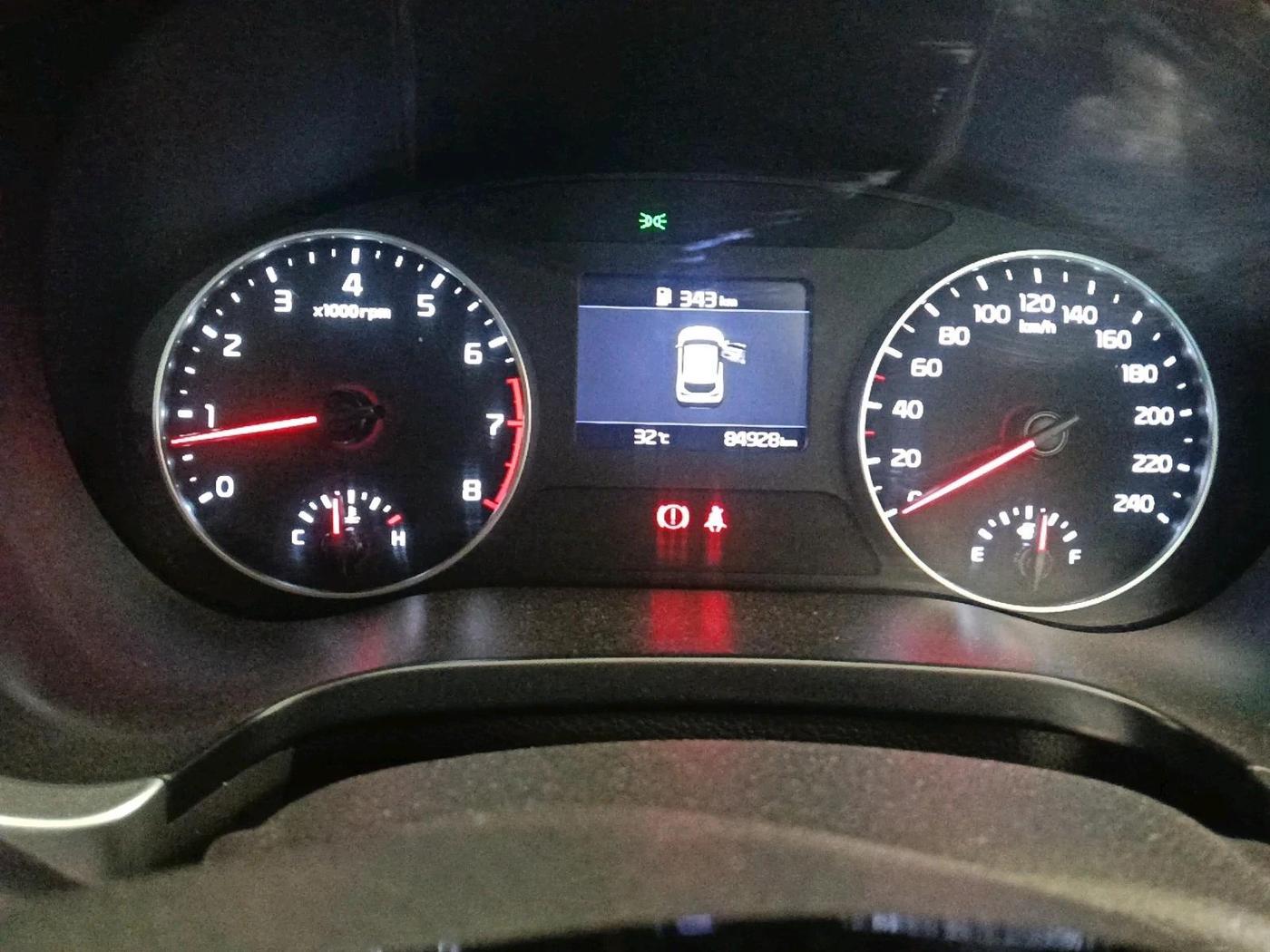 2022 KIA SELTOS HTX PETROL 1.5, Petrol, Manual, 84,928 km, interior
