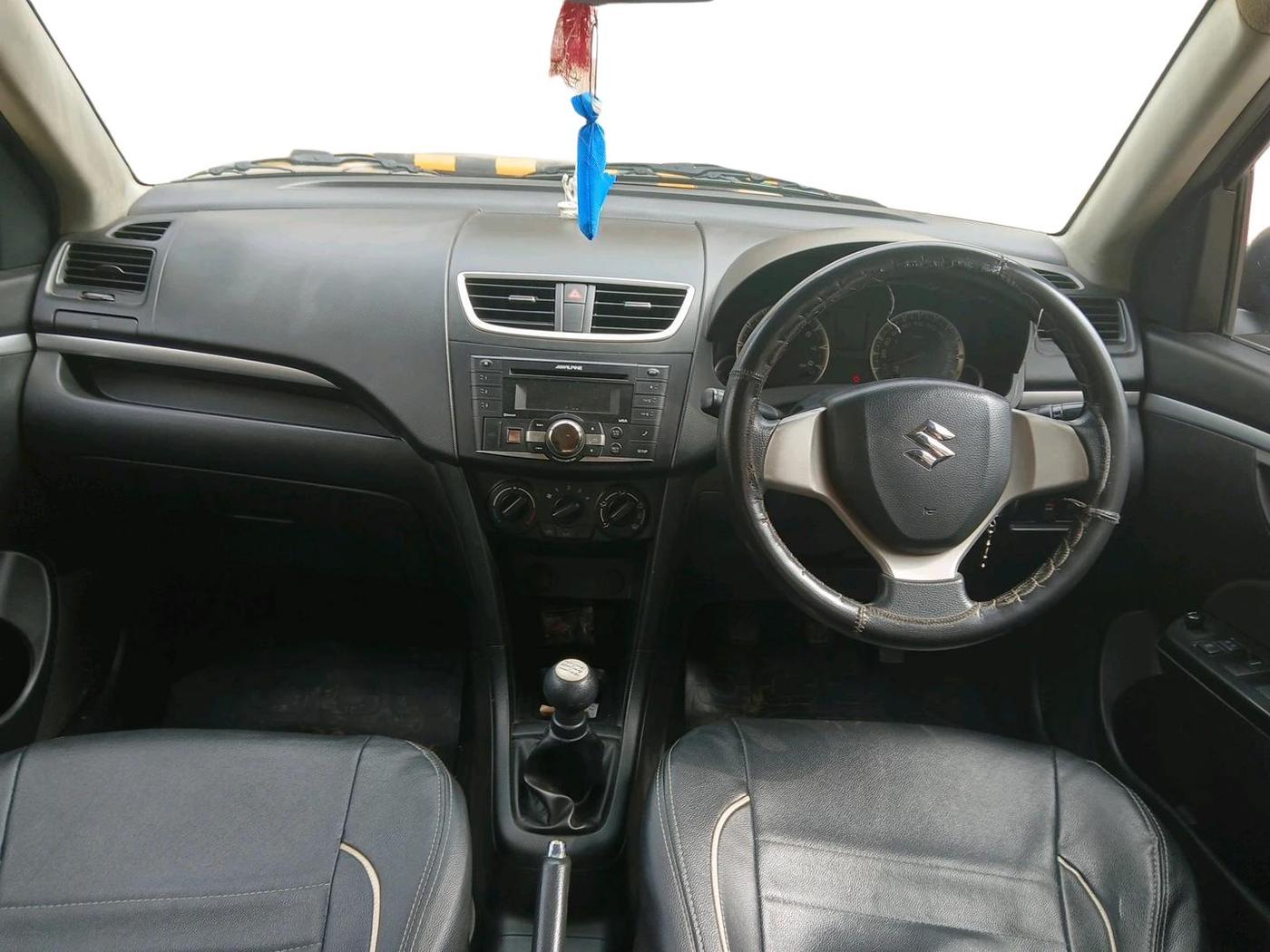 2013 Maruti Swift VXI, Petrol, Manual, 44,746 km, interior
