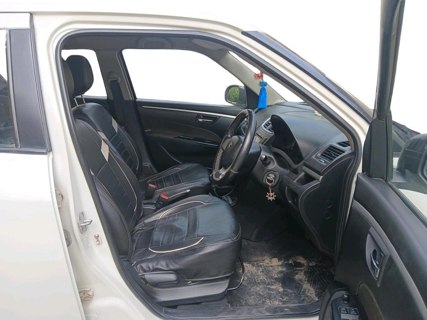 2013 Maruti Swift VXI, Petrol, Manual, 44,746 km, interior
