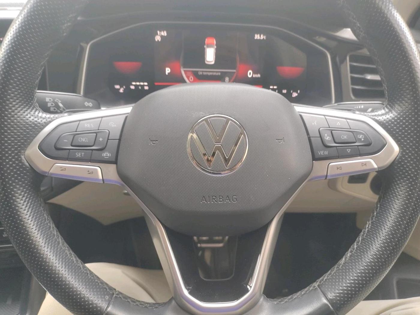 2022 Volkswagen VIRTUS GT PLUS TSI 1.5 EVO DSG, Petrol, Automatic, 27,384 km, interior