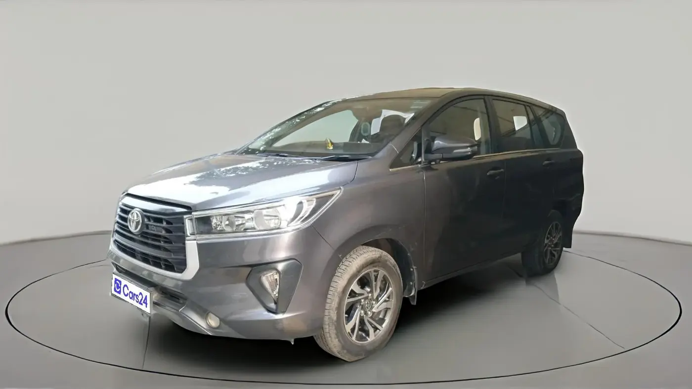 2022 Toyota Innova Crysta 2.7 GX AT 7 STR, Petrol, Automatic, 30,145 km, exterior