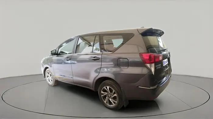 2022 Toyota Innova Crysta 2.7 GX AT 7 STR, Petrol, Automatic, 30,145 km, exterior