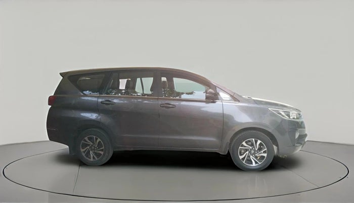 2022 Toyota Innova Crysta 2.7 GX AT 7 STR, Petrol, Automatic, 30,145 km, exterior