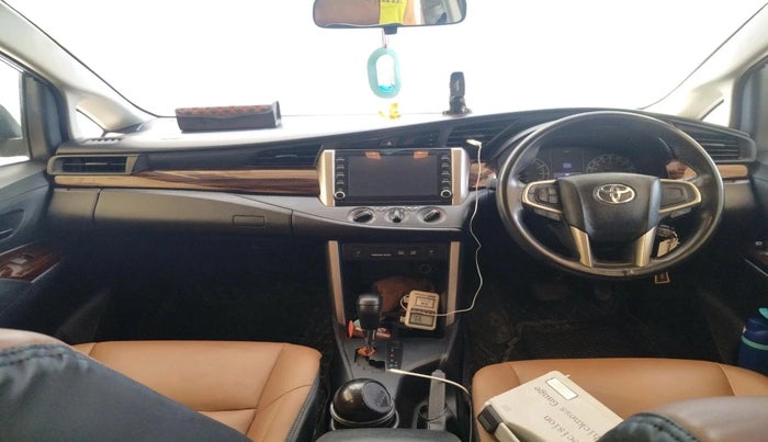 2022 Toyota Innova Crysta 2.7 GX AT 7 STR, Petrol, Automatic, 30,145 km, interior