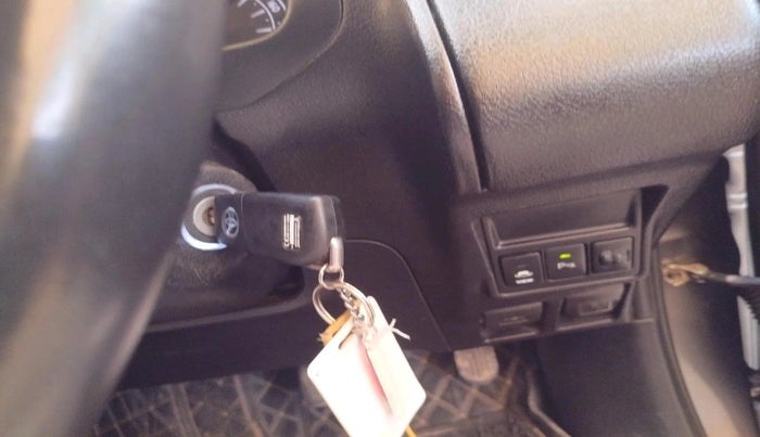 2022 Toyota Innova Crysta 2.7 GX AT 7 STR, Petrol, Automatic, 30,145 km, interior