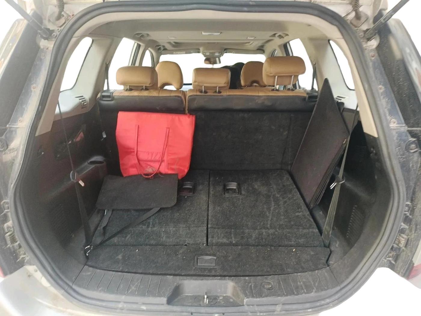 2018 Mahindra XUV500 W11 AT, Diesel, Automatic, 95,924 km, exterior