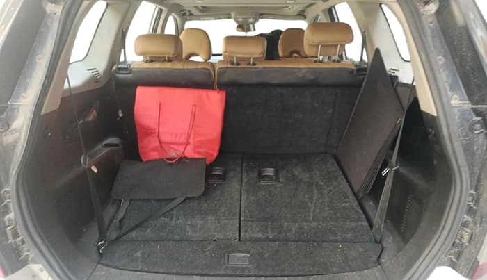 2018 Mahindra XUV500 W11 AT, Diesel, Automatic, 95,924 km, exterior