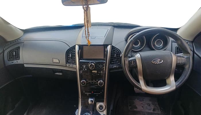 2018 Mahindra XUV500 W11 AT, Diesel, Automatic, 95,924 km, interior