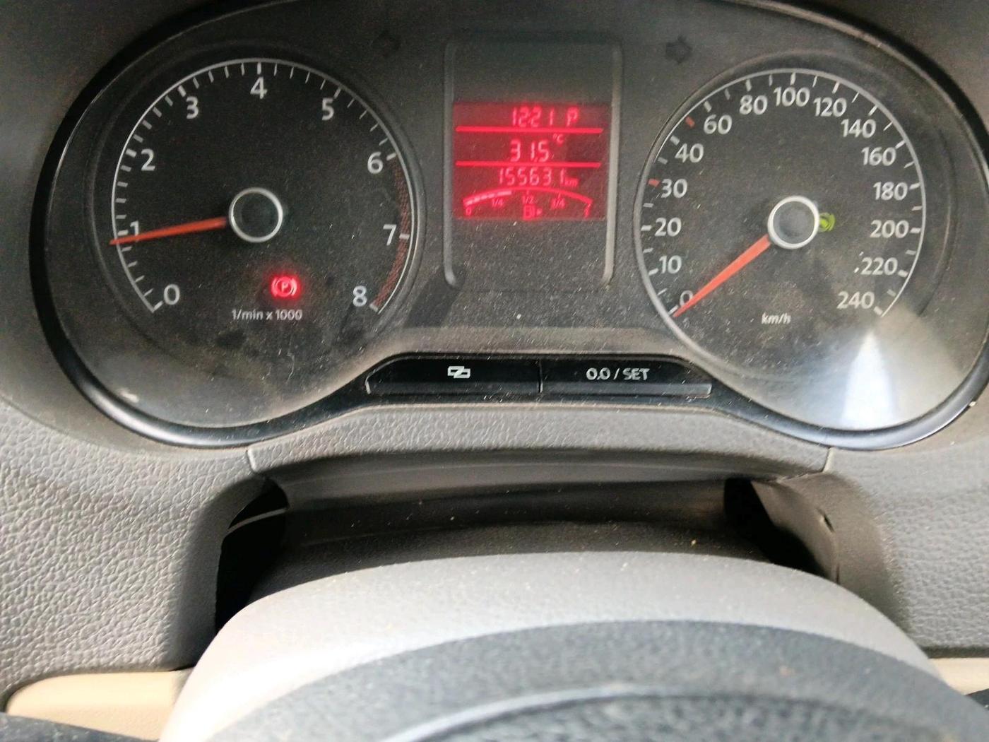 2014 Volkswagen Vento HIGHLINE PETROL AT, Petrol, Automatic, 1,55,631 km, interior