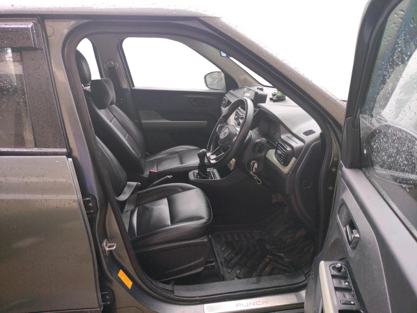 2023 Tata PUNCH ADVENTURE MT, Petrol, Manual, 78,761 km, interior
