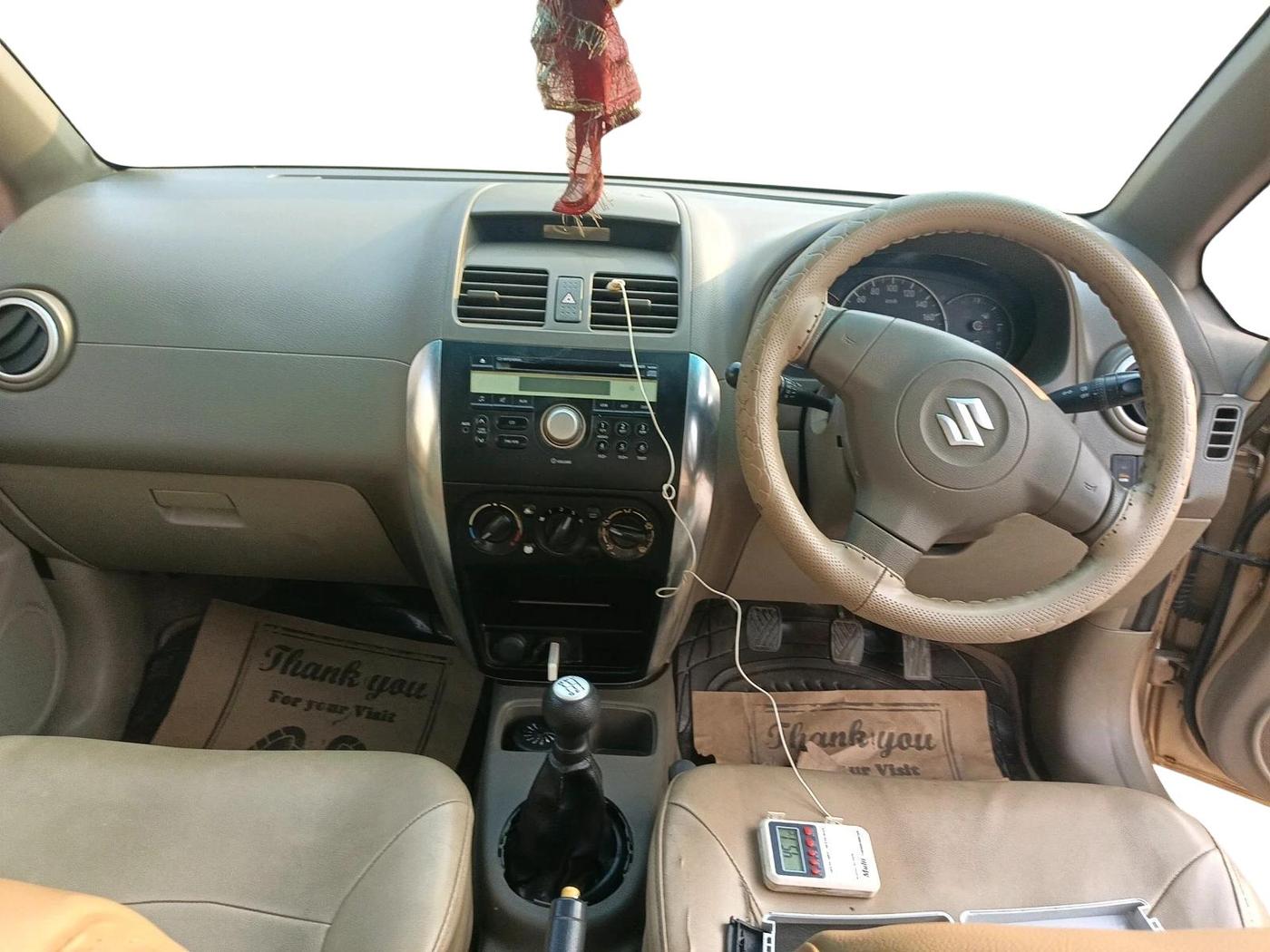 2011 Maruti SX4 VXI, CNG, Manual, 1,10,968 km, interior