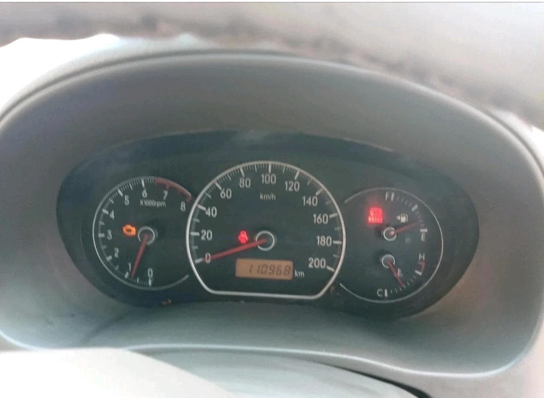 2011 Maruti SX4 VXI, CNG, Manual, 1,10,968 km, interior
