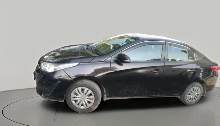 2018 Toyota YARIS G MT, Petrol, Manual, 1,18,962 km, exterior