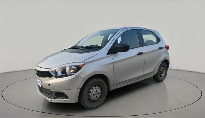 2016 Tata Tiago XM PETROL, Petrol, Manual, 1,20,042 km, exterior