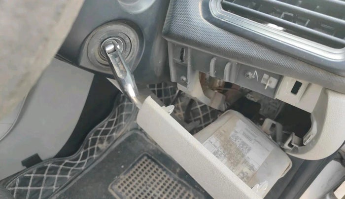 2016 Tata Tiago XM PETROL, Petrol, Manual, 1,20,042 km, interior