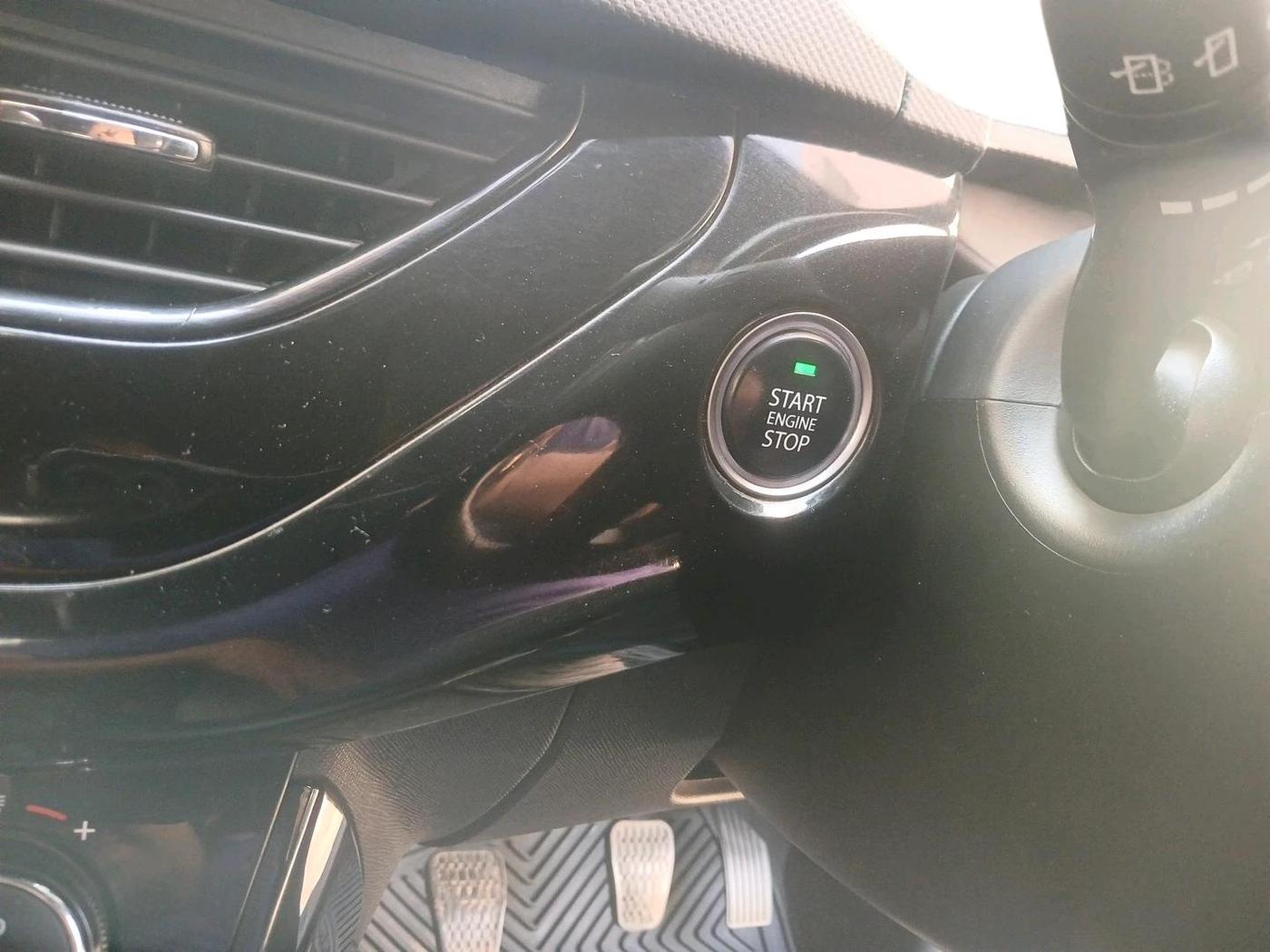 2023 Tata NEXON XZ PLUS PETROL DARK EDITION, Petrol, Manual, 65,271 km, interior