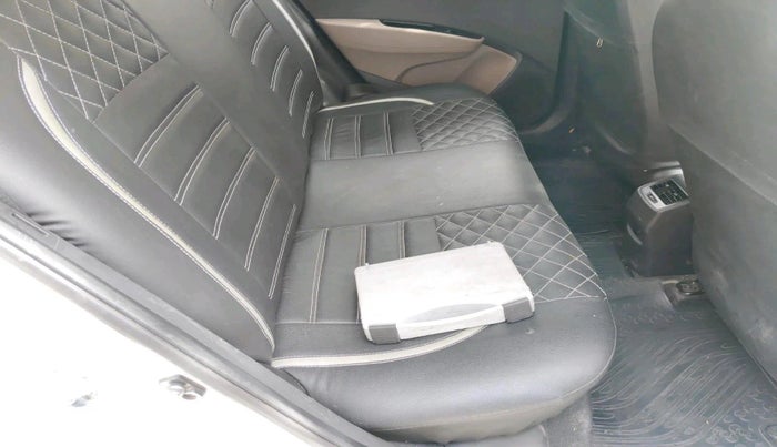 2017 Hyundai Grand i10 MAGNA AT 1.2 KAPPA VTVT, Petrol, Automatic, 49,649 km, interior