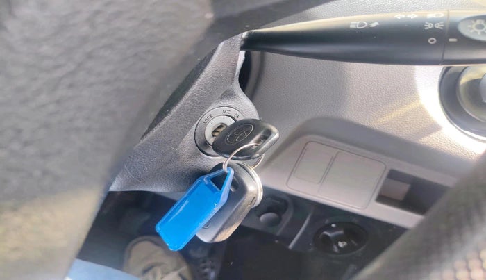 2011 Toyota Etios G, Petrol, Manual, 85,854 km, interior