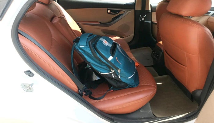 2015 Hyundai New Elantra 1.8 S VTVT, Petrol, Manual, 48,600 km, interior