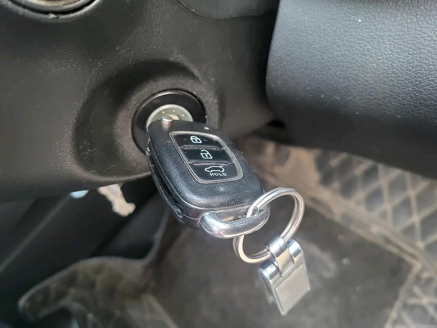 2021 Hyundai VENUE S 1.2, Petrol, Manual, 24,826 km, interior