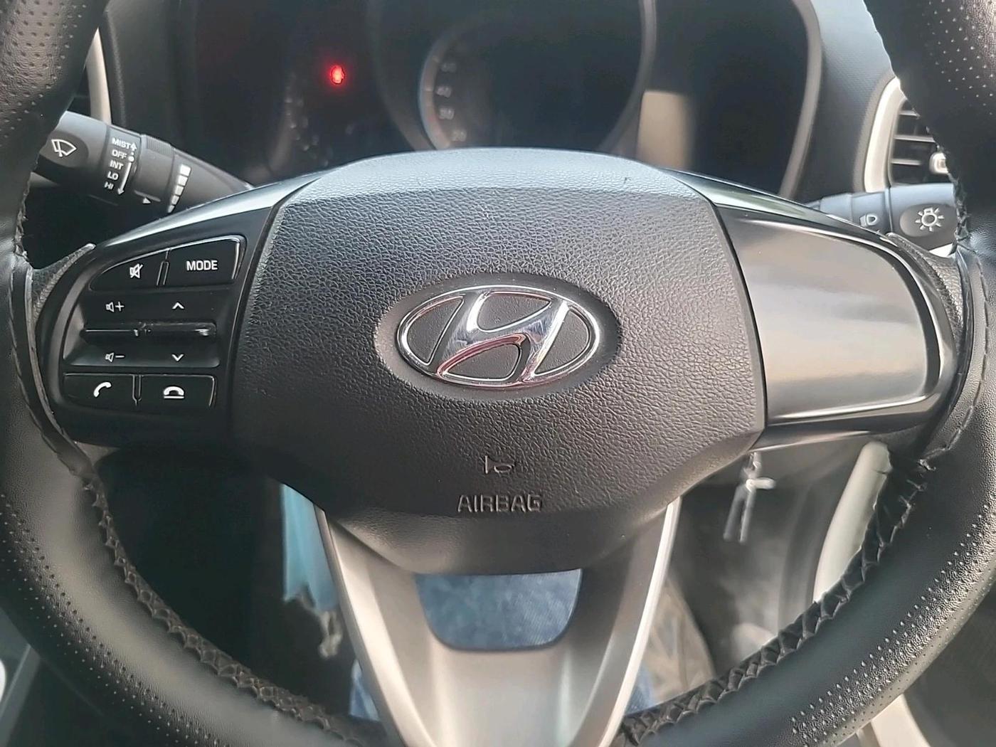 2021 Hyundai VENUE S 1.2, Petrol, Manual, 24,826 km, interior