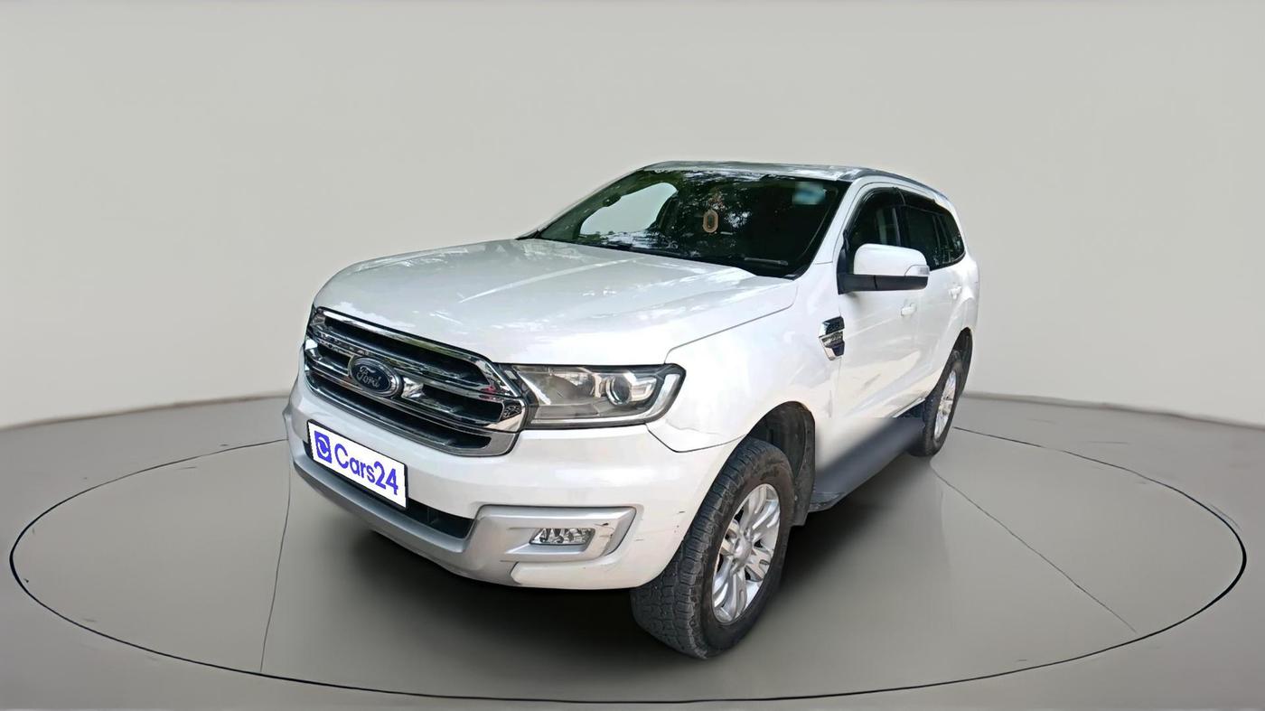 2016 Ford Endeavour TREND 2.2 4X2 AT, Diesel, Automatic, 90,936 km, exterior