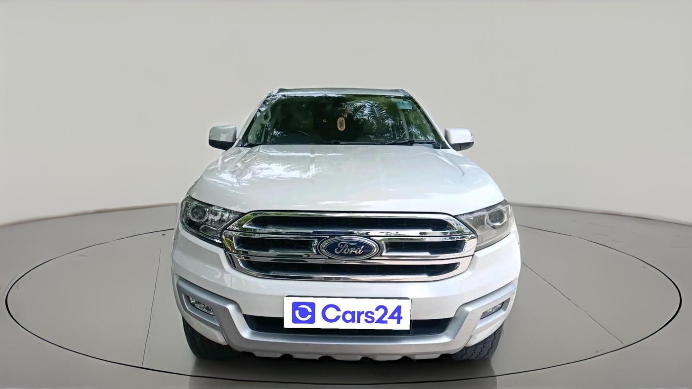 2016 Ford Endeavour TREND 2.2 4X2 AT, Diesel, Automatic, 90,936 km, exterior