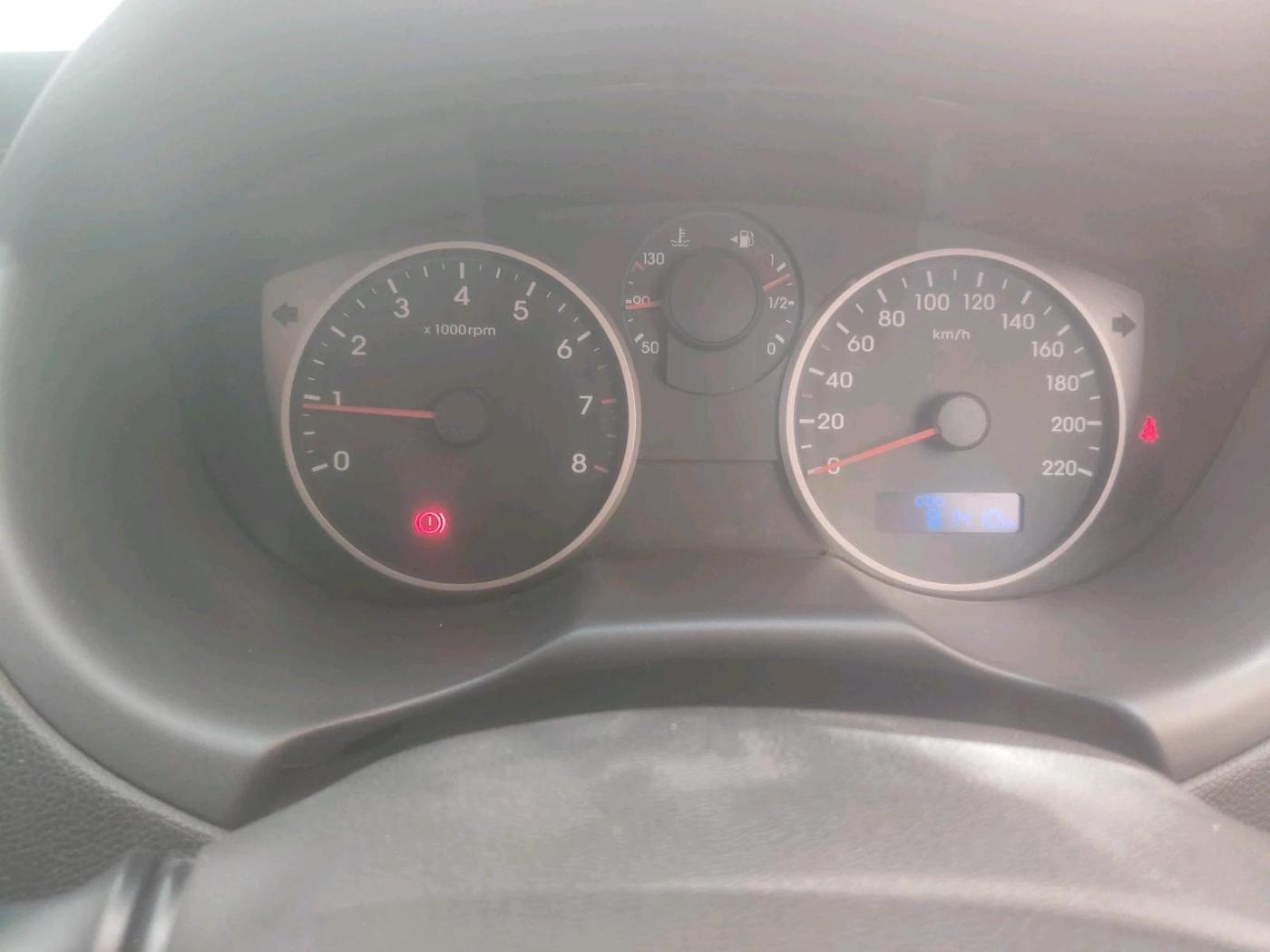 2013 Hyundai i20 SPORTZ 1.2, Petrol, Manual, 81,410 km, interior