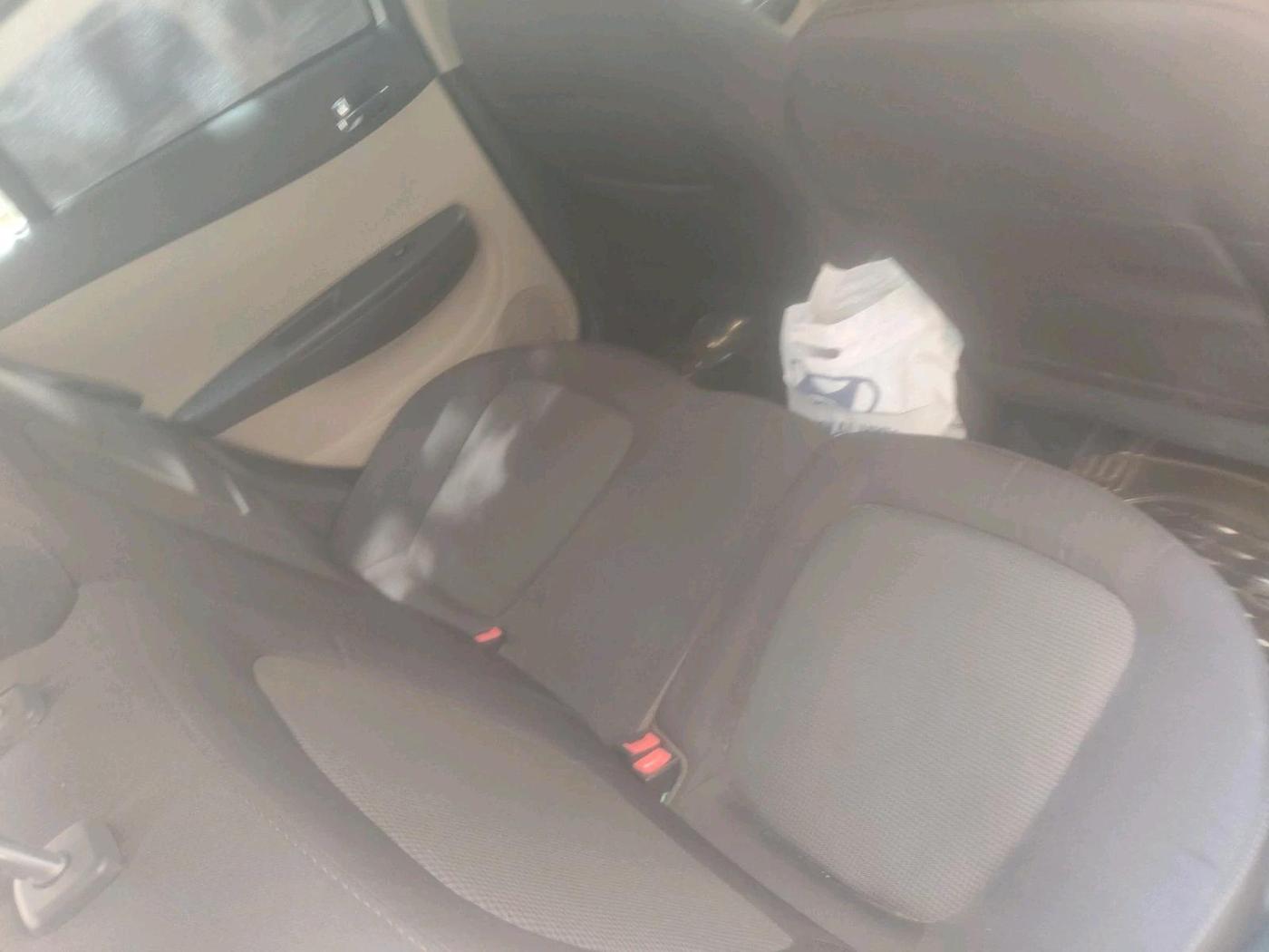2013 Hyundai i20 SPORTZ 1.2, Petrol, Manual, 81,410 km, interior
