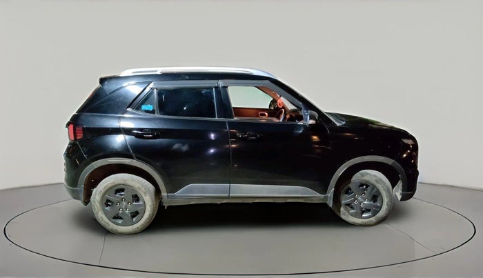 2023 Hyundai VENUE SX 1.2 PETROL, Petrol, Manual, 29,930 km, exterior
