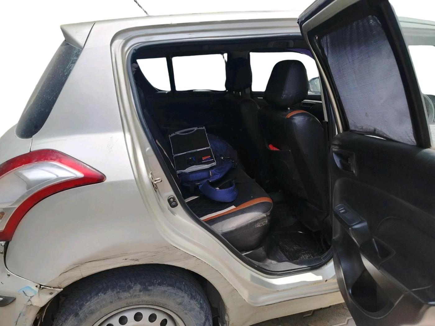 2017 Maruti Swift LXI (O), CNG, Manual, 93,792 km, interior