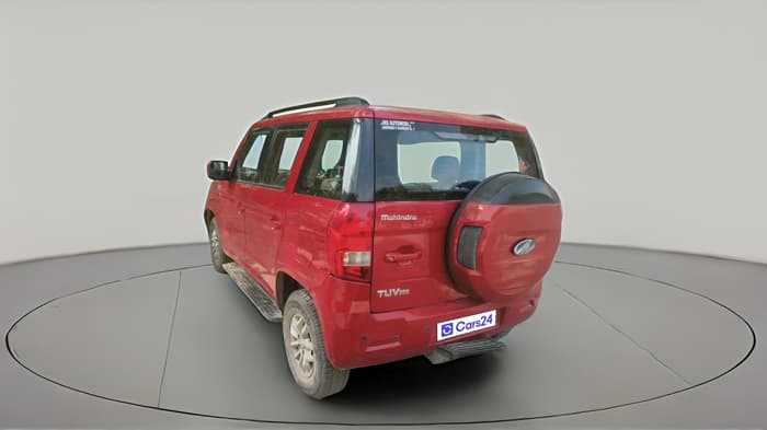 2017 Mahindra TUV300 T8, Diesel, Manual, 1,61,724 km, exterior