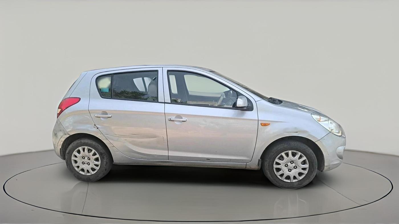 2011 Hyundai i20 MAGNA 1.2, Petrol, Manual, 1,24,448 km, exterior