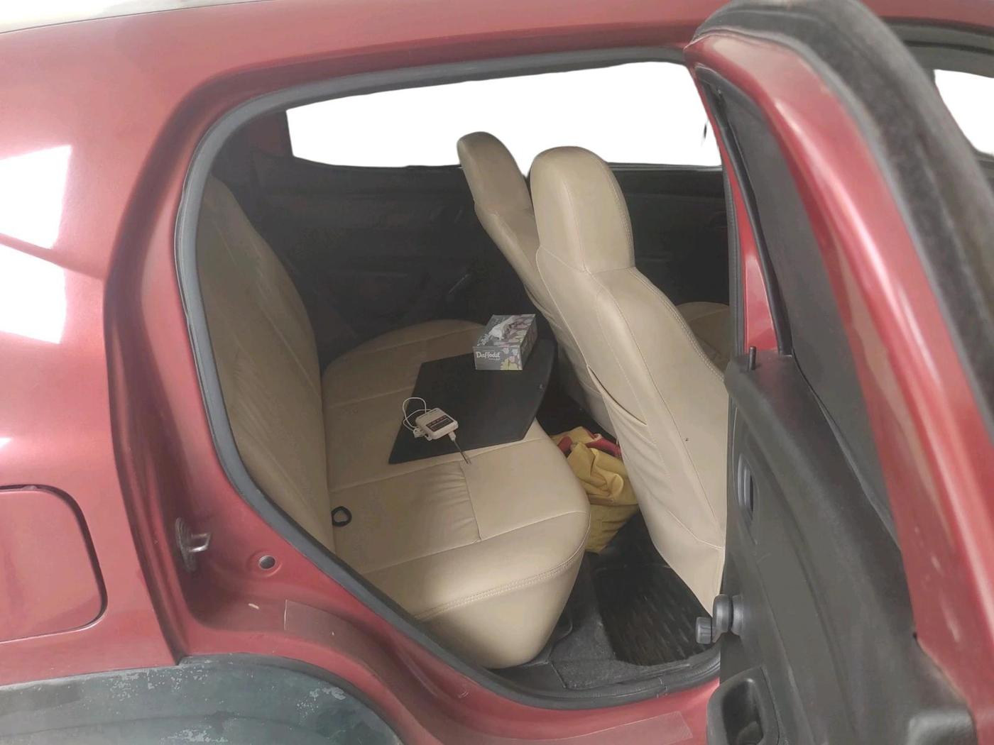 2017 Renault Kwid RXT 1.0 AMT, Petrol, Automatic, 38,530 km, interior