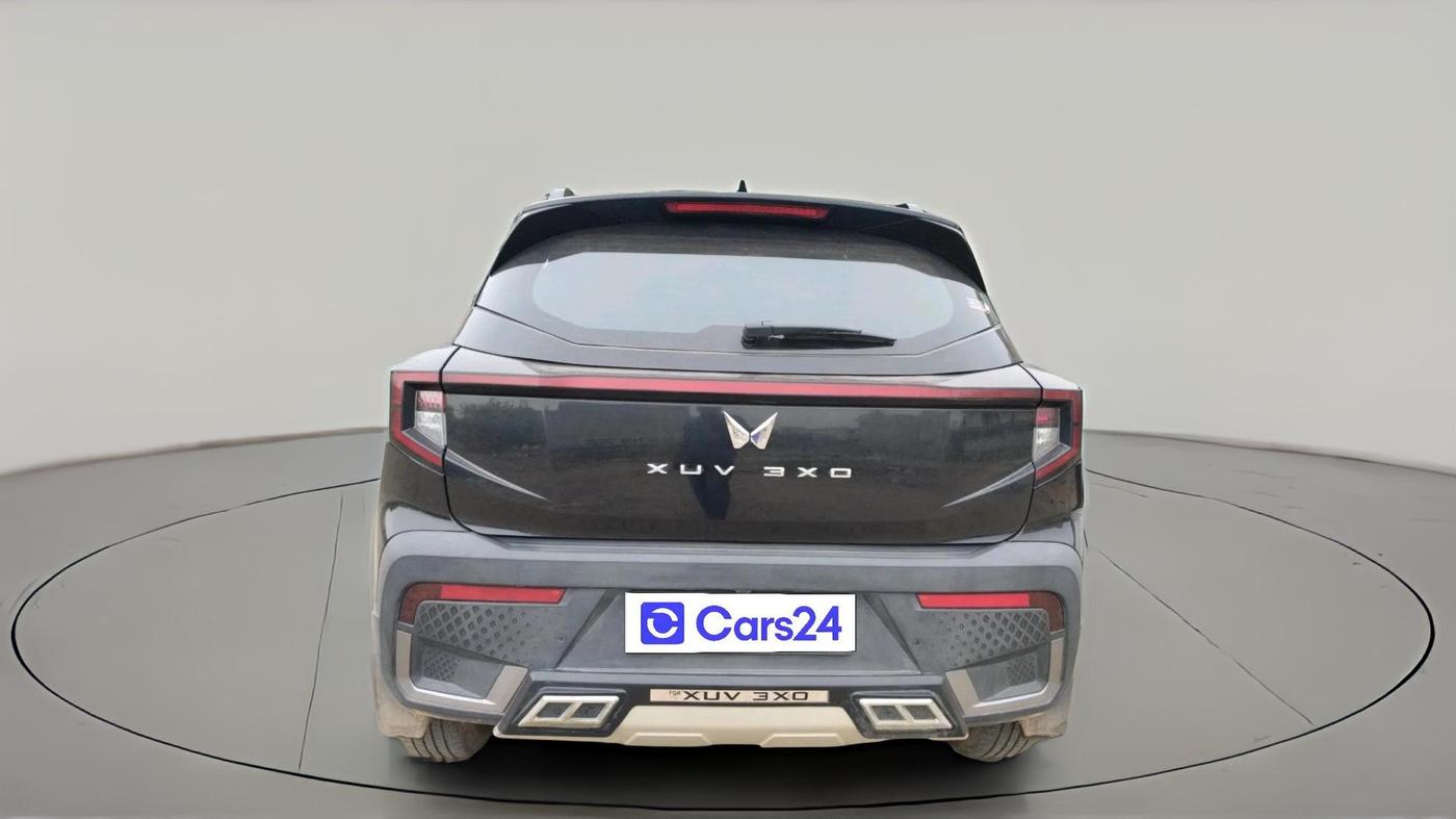 2024 Mahindra XUV 3XO AX5L 1.2 TGDi AT, Petrol, Automatic, 45,584 km, exterior
