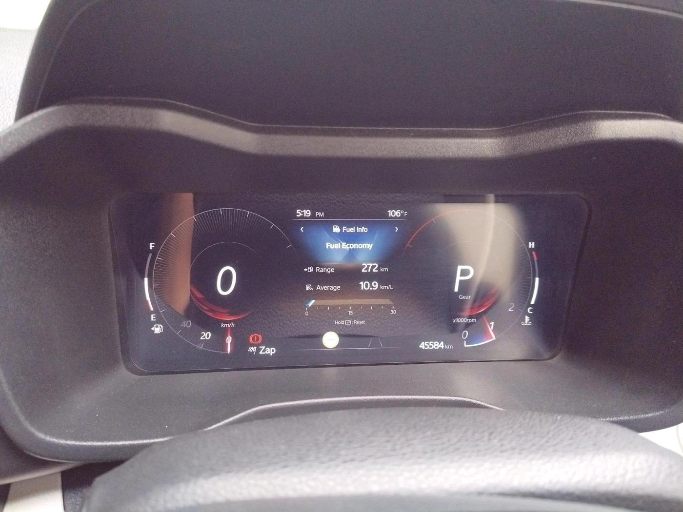 2024 Mahindra XUV 3XO AX5L 1.2 TGDi AT, Petrol, Automatic, 45,584 km, interior
