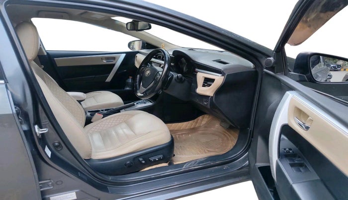 2016 Toyota Corolla Altis VL CVT PETROL, CNG, Automatic, 1,11,322 km, interior