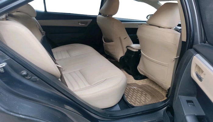 2016 Toyota Corolla Altis VL CVT PETROL, CNG, Automatic, 1,11,322 km, interior