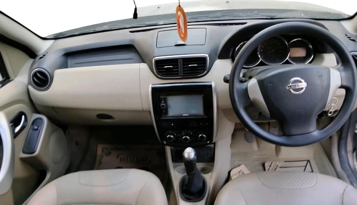 2016 Nissan Terrano XL (P), Petrol, Manual, 74,446 km, interior