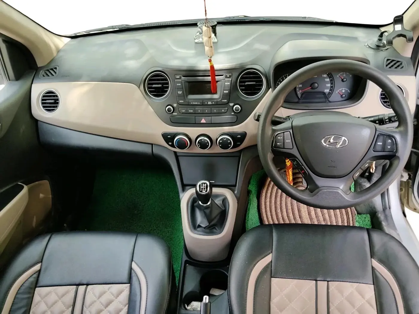 2015 Hyundai Xcent SX 1.2, Petrol, Manual, 54,018 km, interior
