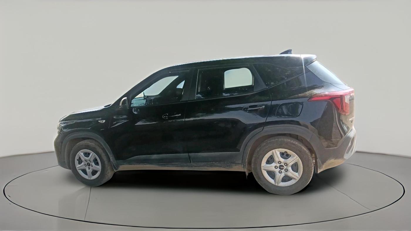 2025 KIA SELTOS HTE (O)1.5 Petrol MT, Petrol, Manual, 10,279 km, exterior