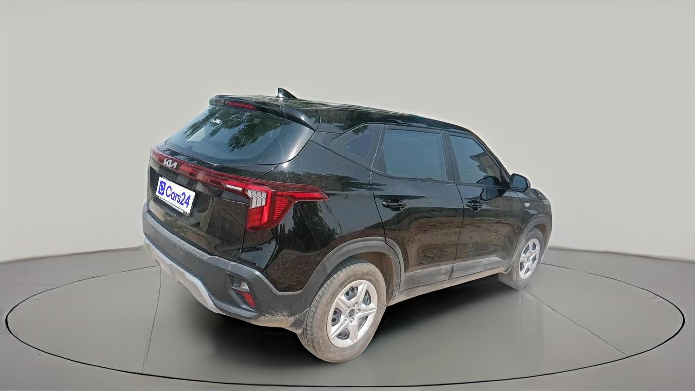 2025 KIA SELTOS HTE (O)1.5 Petrol MT, Petrol, Manual, 10,279 km, exterior