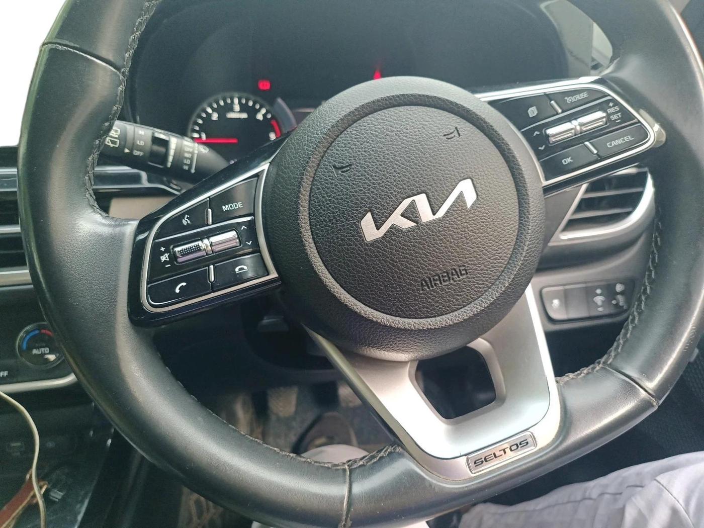2022 KIA SELTOS HTX PLUS 1.5 DIESEL, Diesel, Manual, 59,453 km, interior