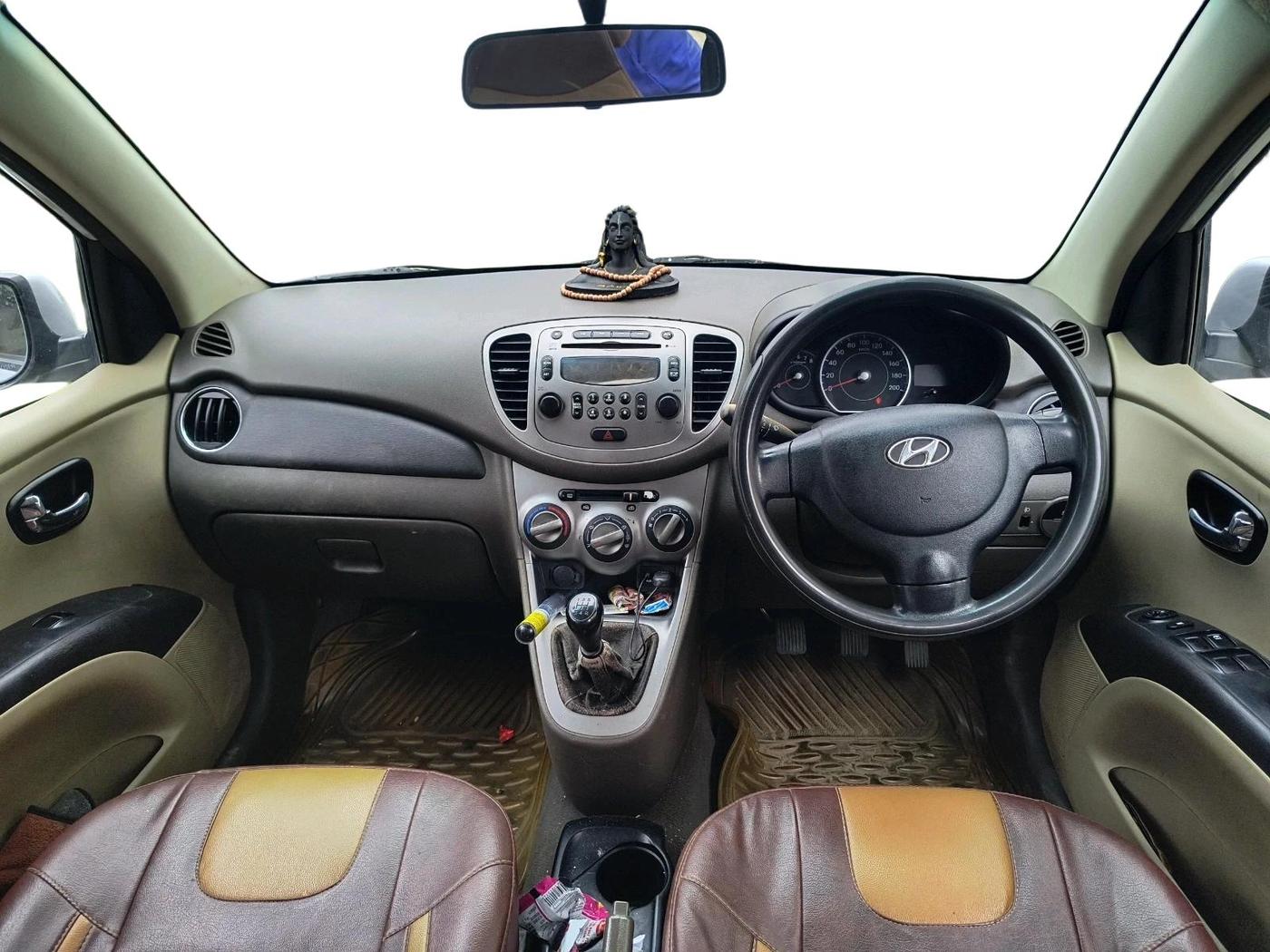 2011 Hyundai i10 SPORTZ 1.2, Petrol, Manual, 1,37,016 km, interior
