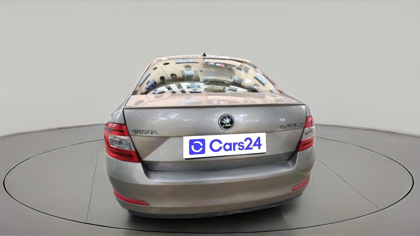 2016 Skoda Octavia STYLE PLUS AT 1.8 TSI, Petrol, Automatic, 67,698 km, exterior